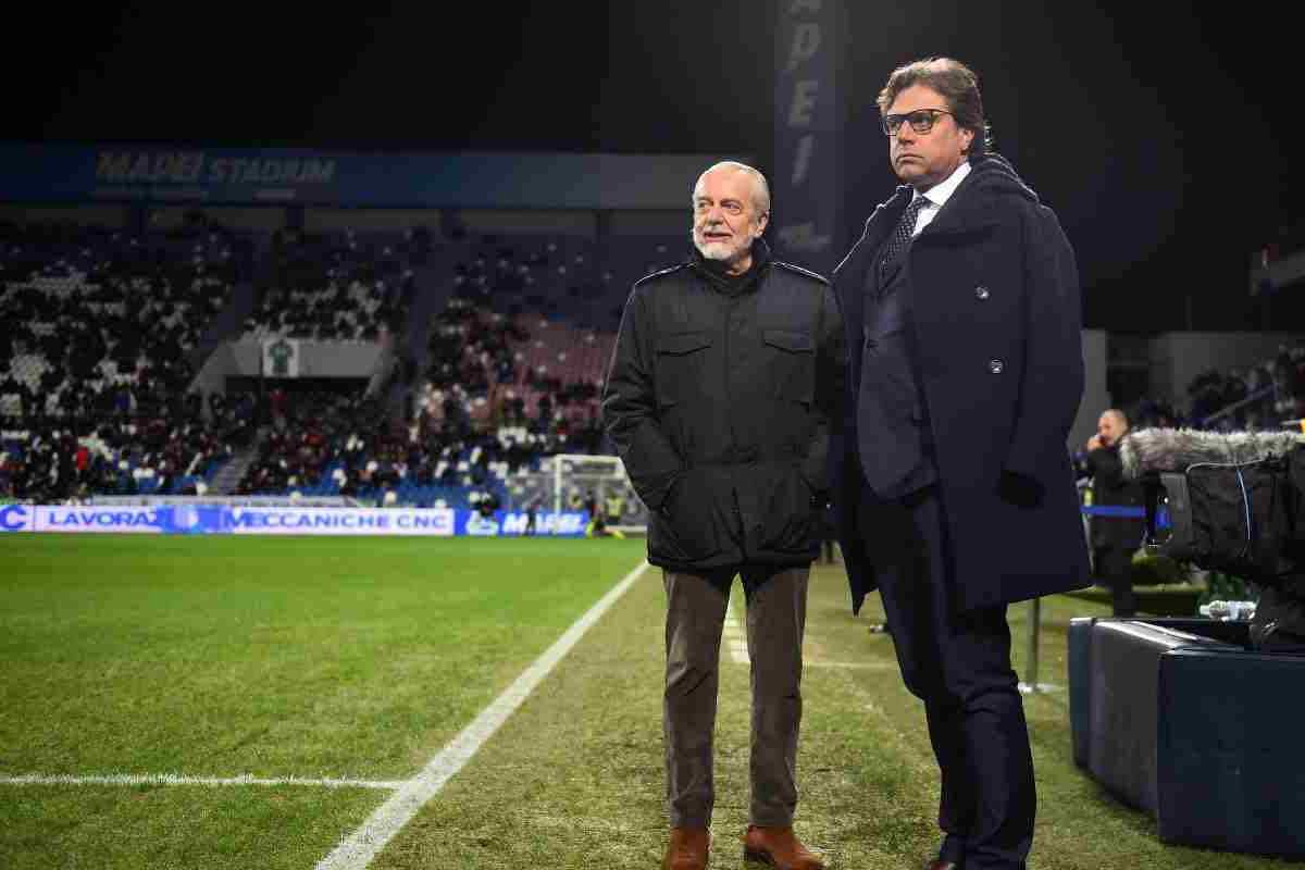 De Laurentiis e Giuntoli parlano a bordo campo