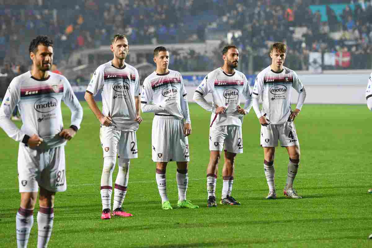 Giocatori della Salernitana delusi