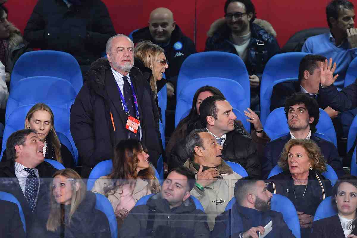Napoli-Juventus, De Laurentiis sugli spalti del Maradona