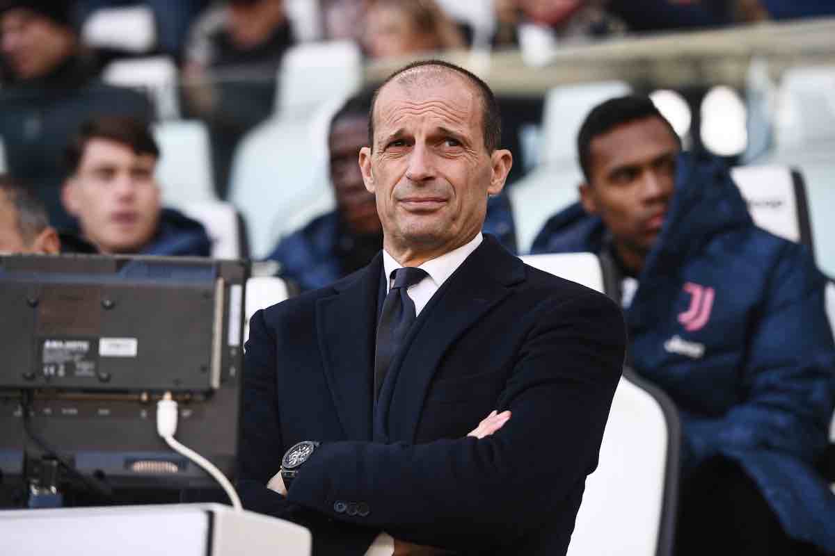 Massimiliano Allegri pensieroso