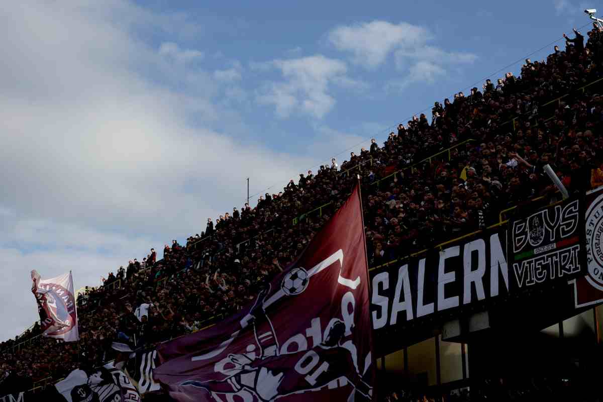 Salernitana Napoli tifosi