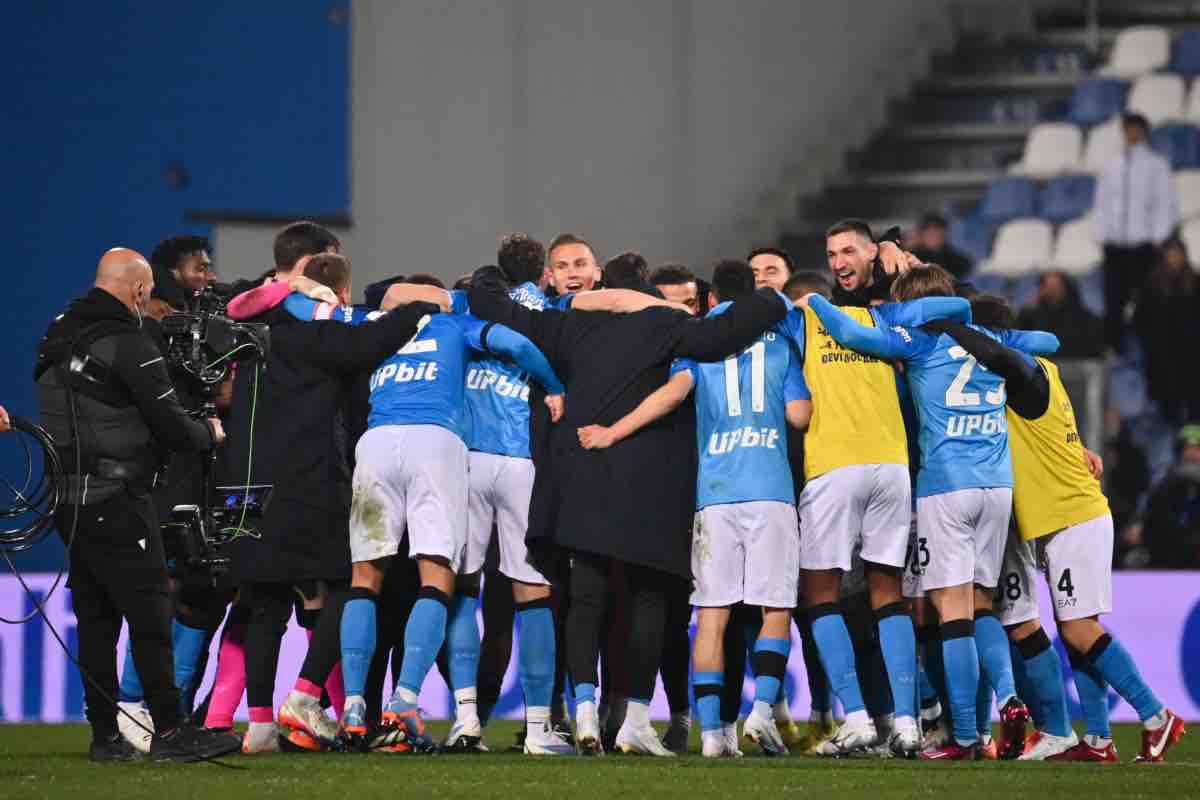 Il Napoli esulta in gruppo