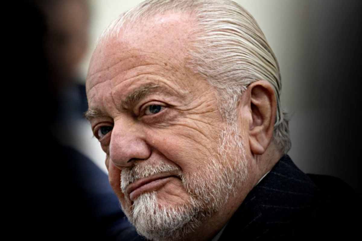 De Laurentiis pensieroso