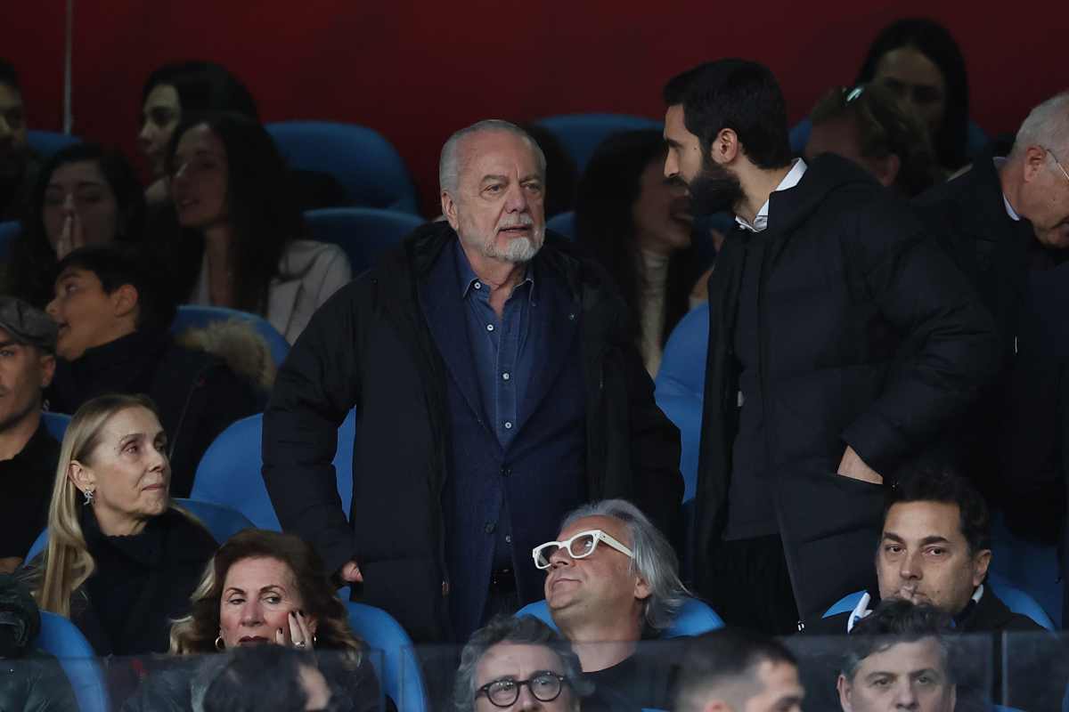 De Laurentiis in tribuna