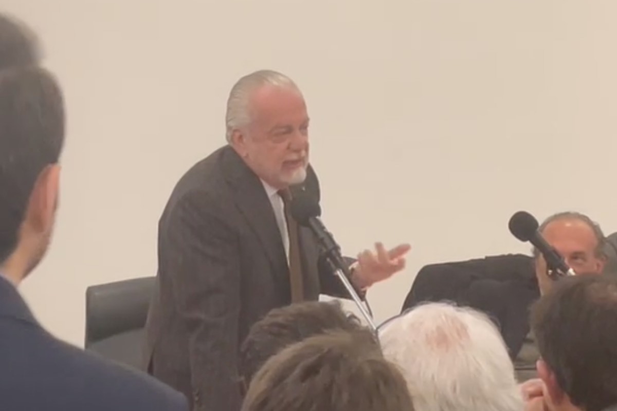 Aurelio De Laurentiis in conferenza