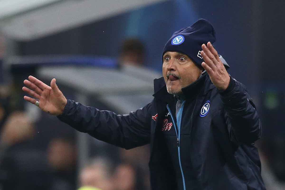 Spalletti perplesso a bordocampo