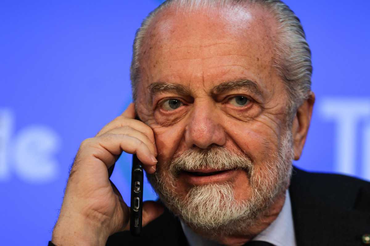 Napoli, De Laurentiis è alle strette