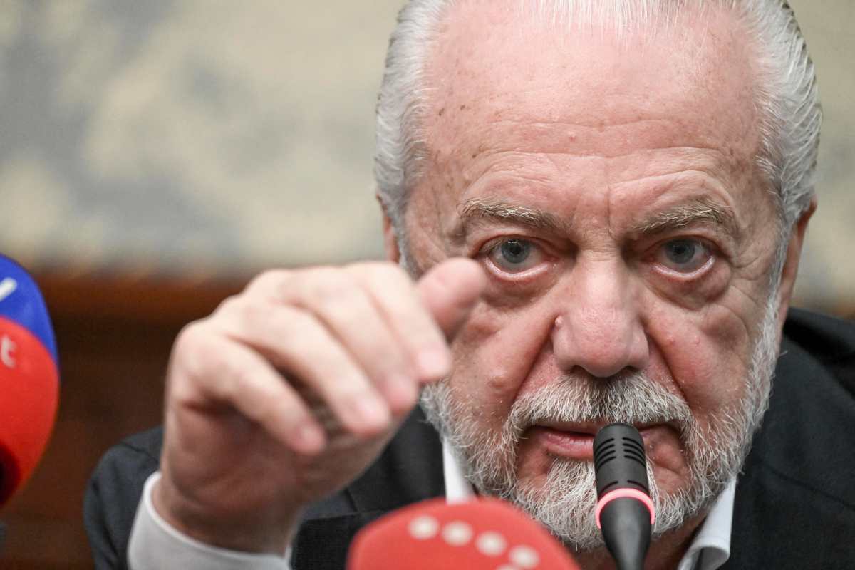 Napoli, De Laurentiis blocca il trasferimento alla Juve