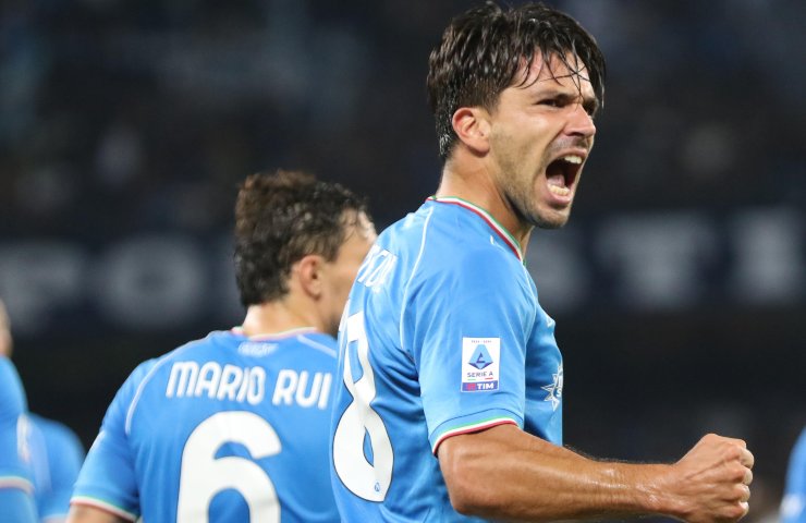 Idea Suso e 12 mln al Napoli per Simeone nel calciomercato estivo