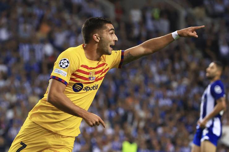 Ferran Torres, dal Barcellona al Napoli