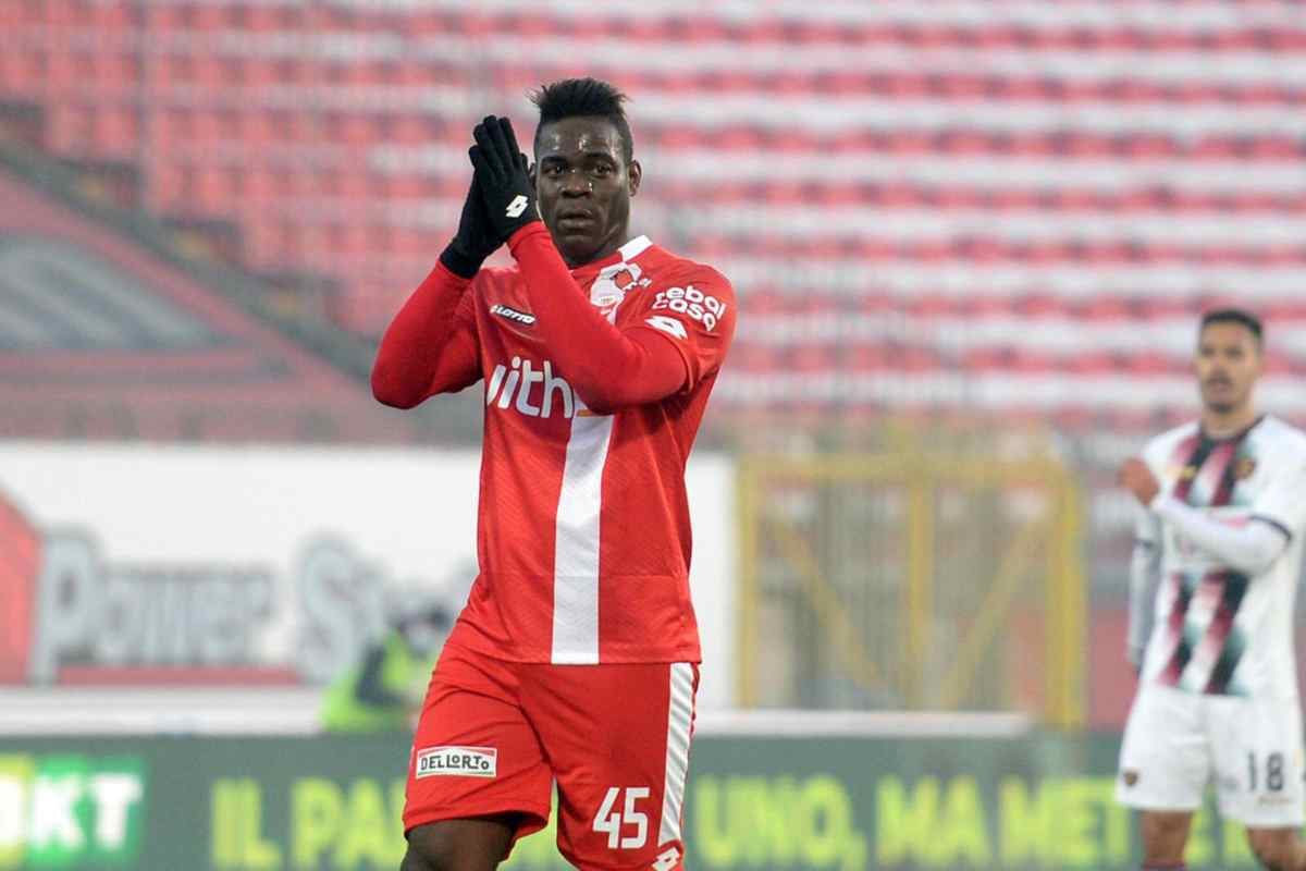 Balotelli va alla Fiorentina