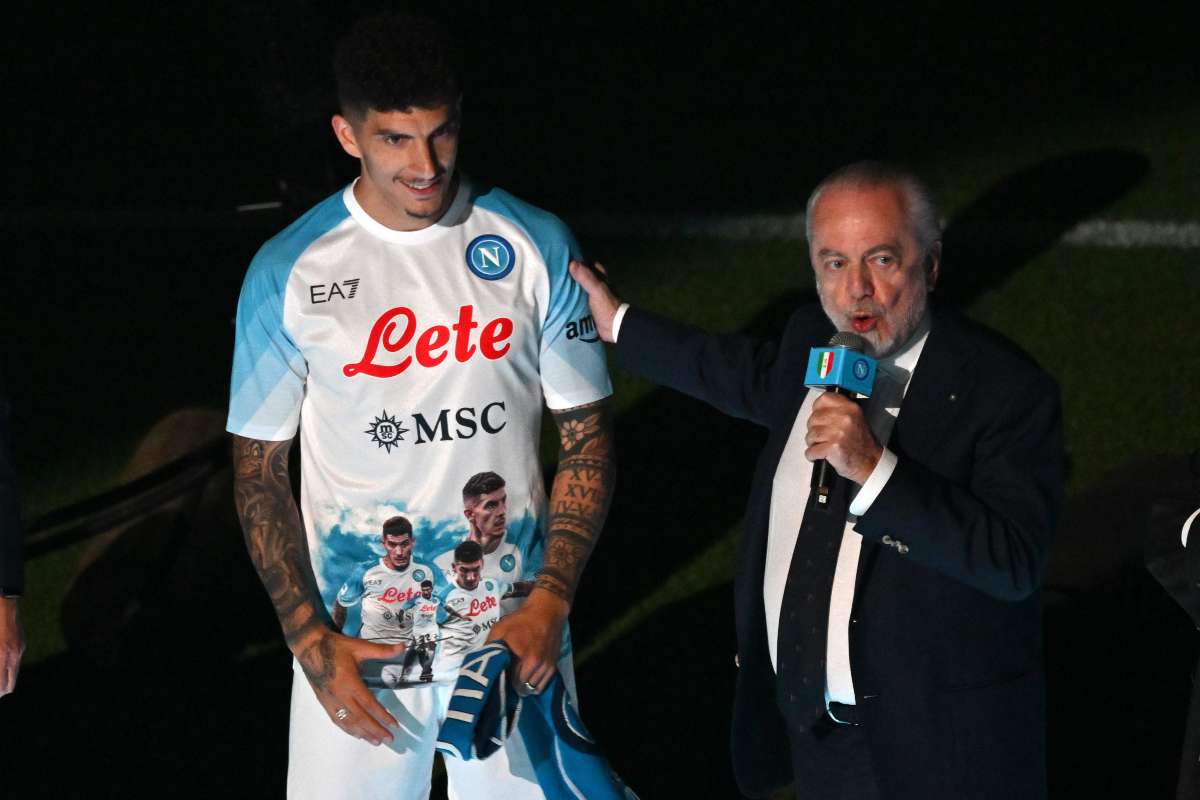 Di Lorenzo via da Napoli