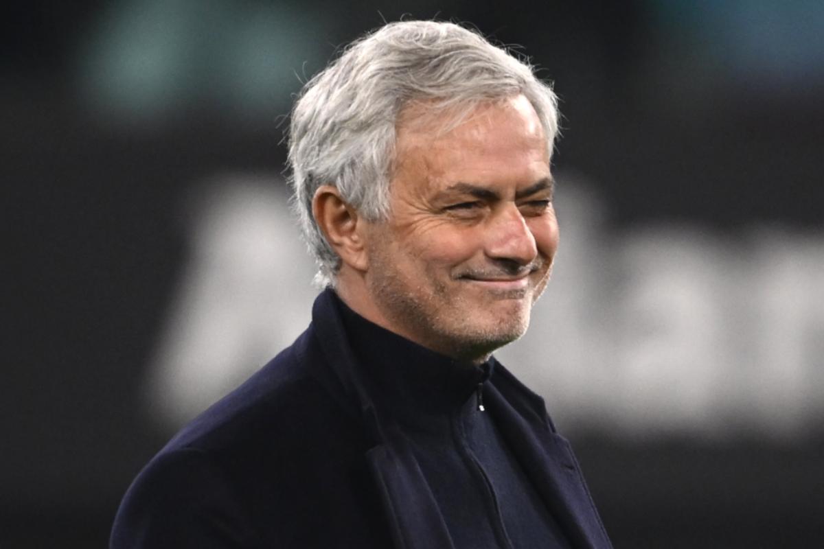 Il top club prende Mourinho, ci sono le cifre ufficiali 