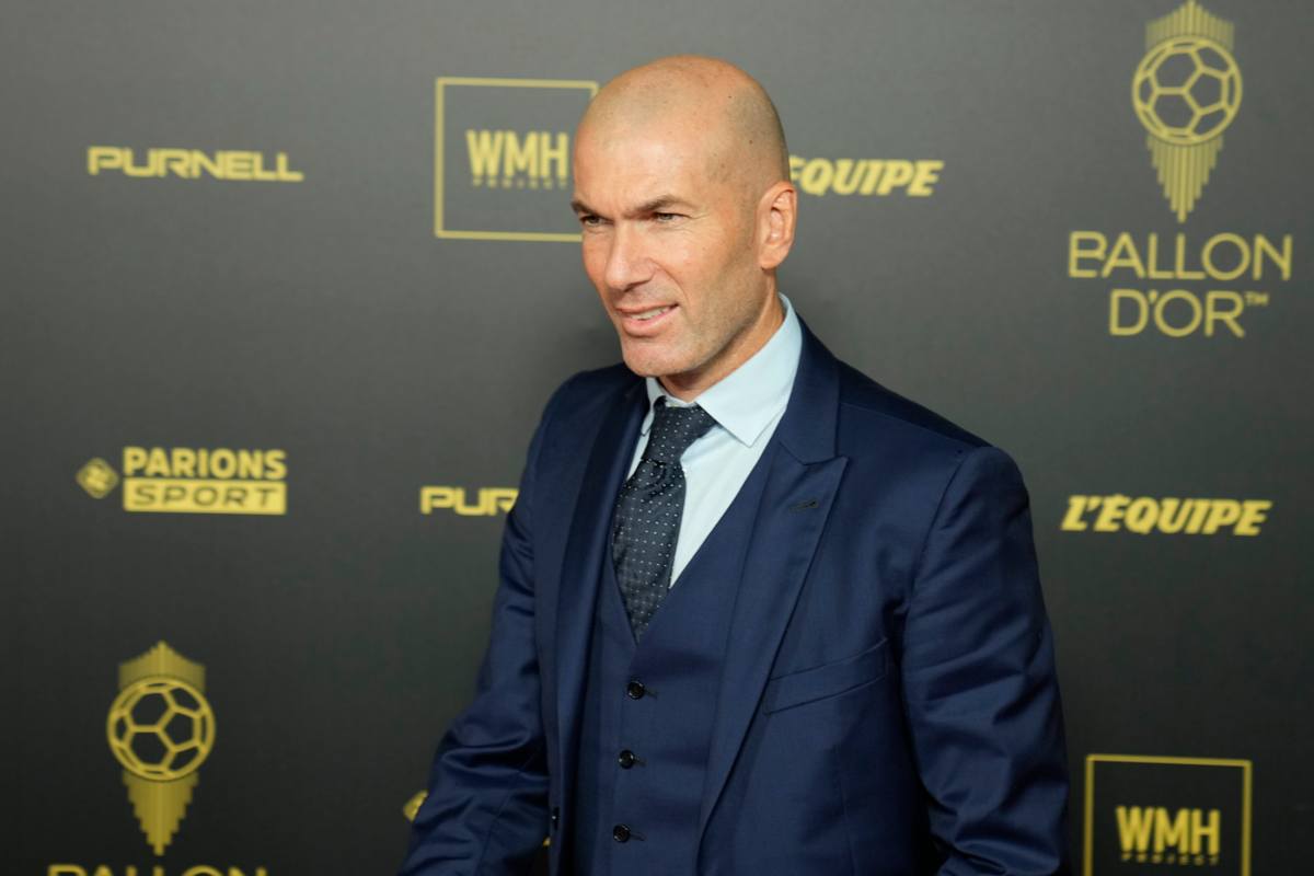 Zidane non allenerà più