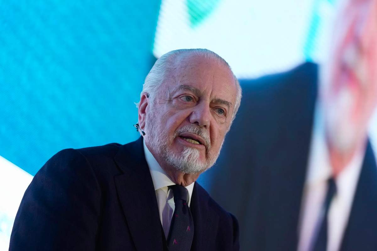 De Laurentiis fa un annuncio sullo stadio del Napoli