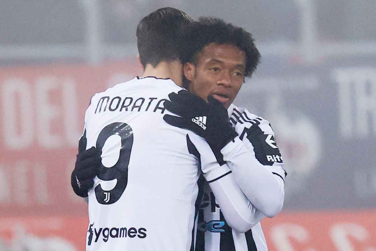 Morata abbraccia Cuadrado